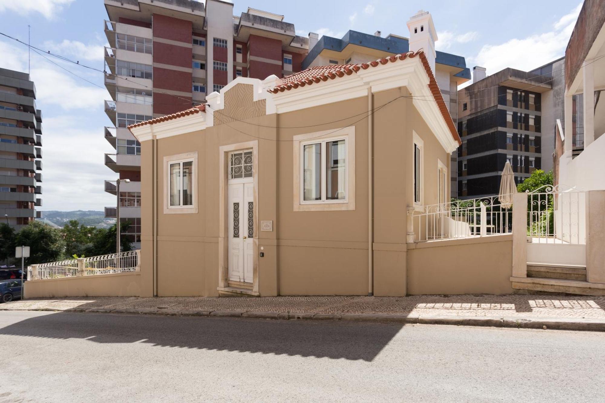 Vila Julieta Guesthouse 코임브라 외부 사진